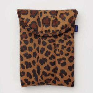 BAGGU | Tablet Sleeve | Puffy Tablet Sleeve | Leopard